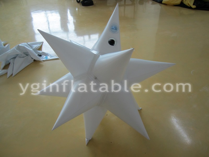 Gonflable en forme d'étoileGC122