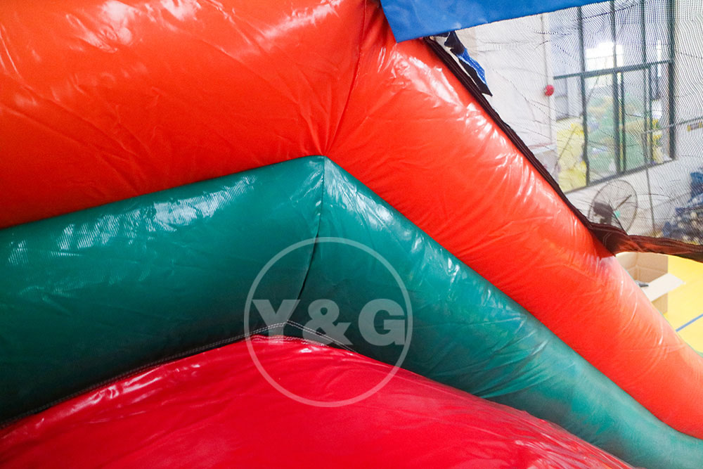 Grand toboggan aquatique gonflable avec piscineYG-103