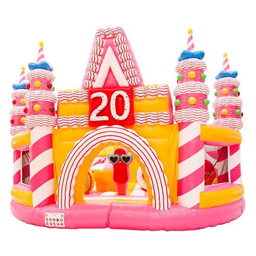 Aire de jeux gonflable gâteau d'anniversaire
