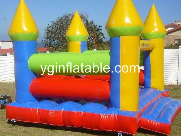 Something you should notice when choosing inflatable jumping castle for kids